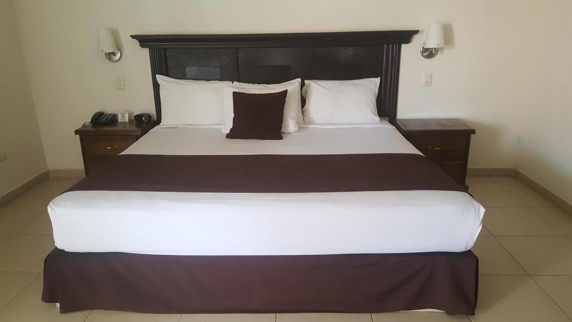 Hotel Go Inn Monclova Extérieur photo